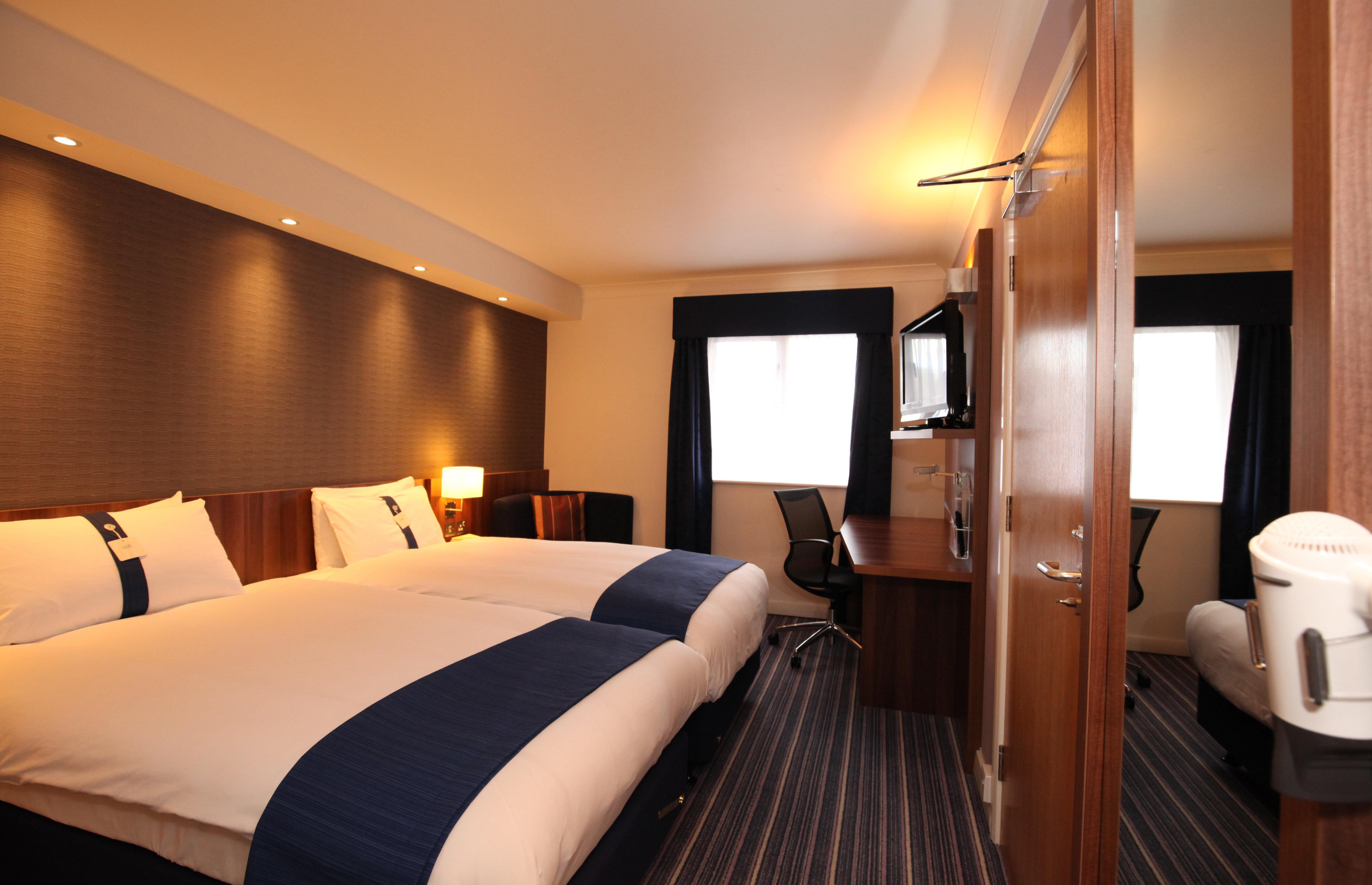 Holiday Inn Express London Gatwick Crawley, An Ihg Hotel Crawley  Exteriör bild