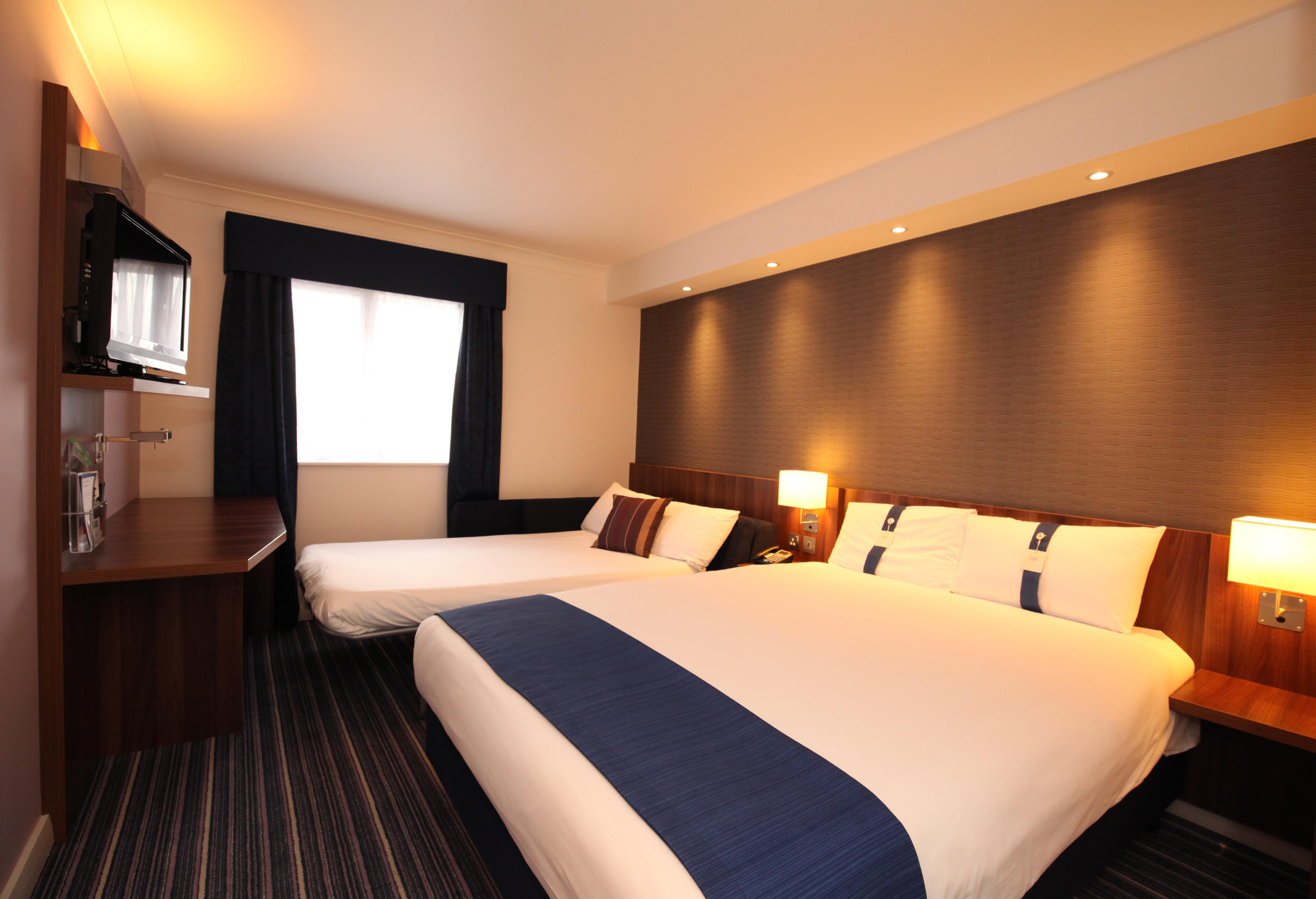 Holiday Inn Express London Gatwick Crawley, An Ihg Hotel Crawley  Exteriör bild