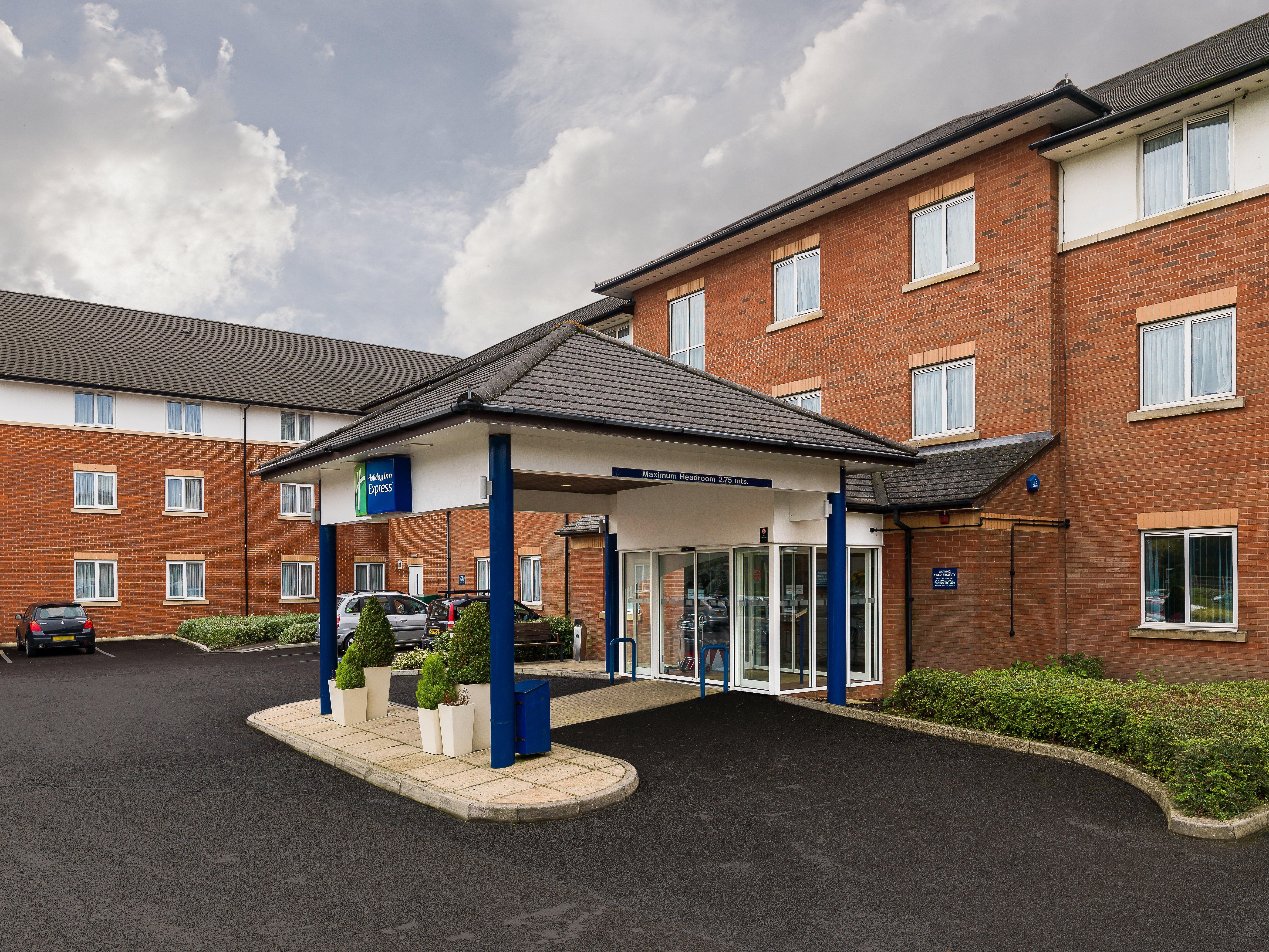 Holiday Inn Express London Gatwick Crawley, An Ihg Hotel Crawley  Exteriör bild